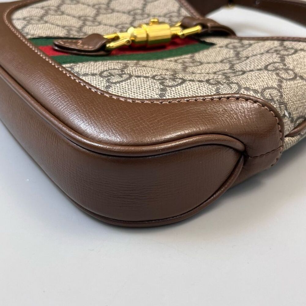 Gucci Women Pre-Loved Bag Very Good Condition - Picture 3 of 9